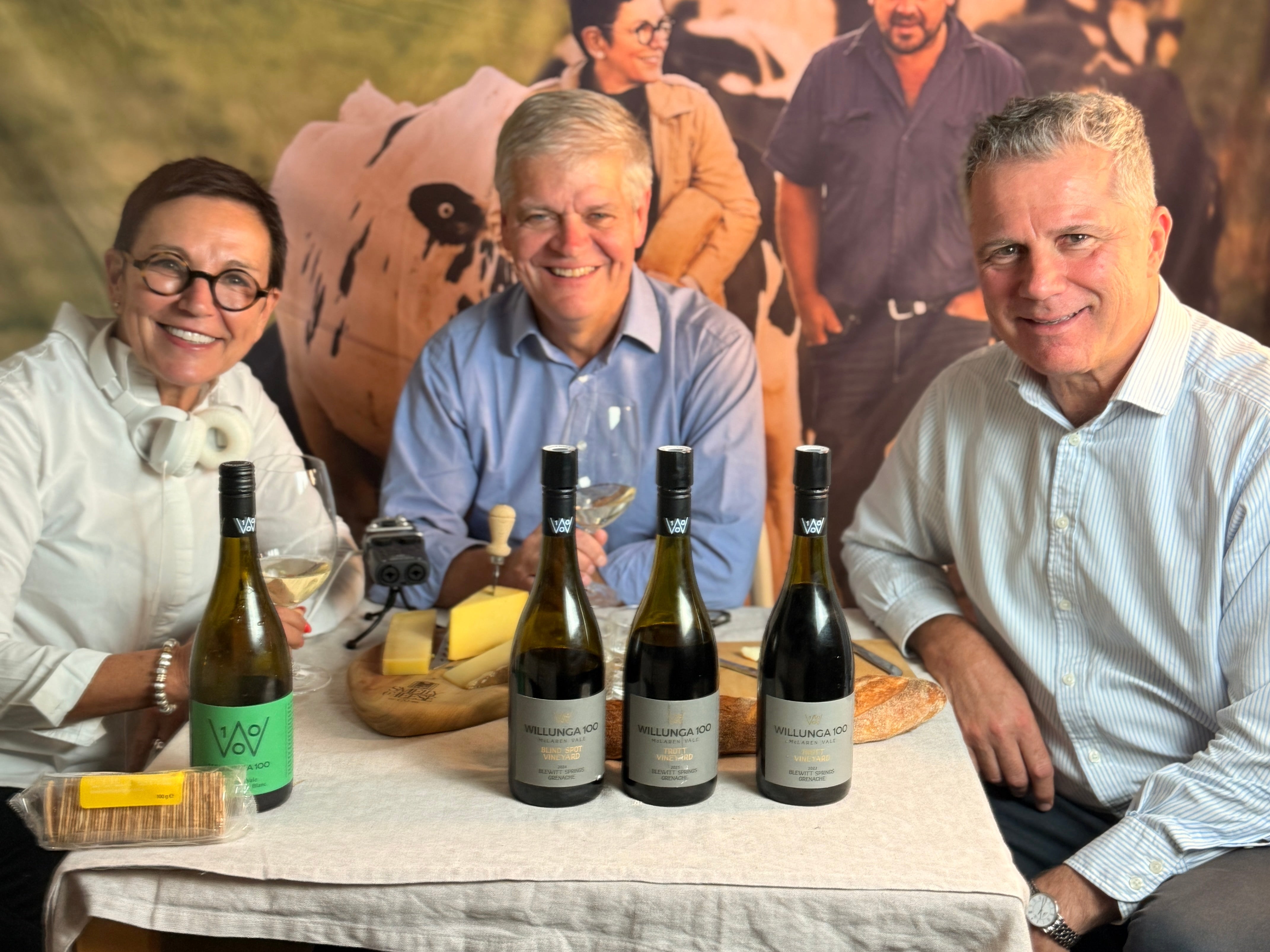 S4E5: The Sand Beneath the Vine - A Conversation with Master of Wine David Gleave